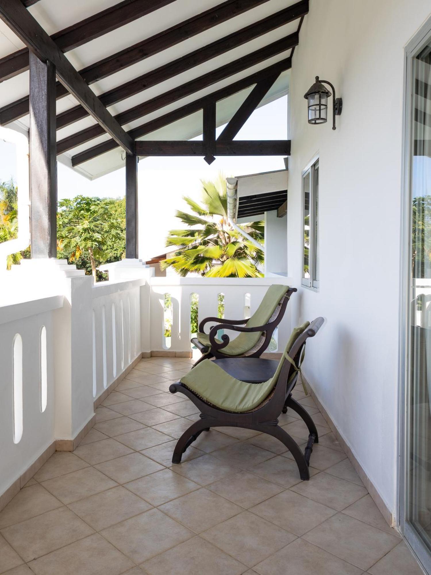 Bottle Palm Villa Victoria Exterior foto