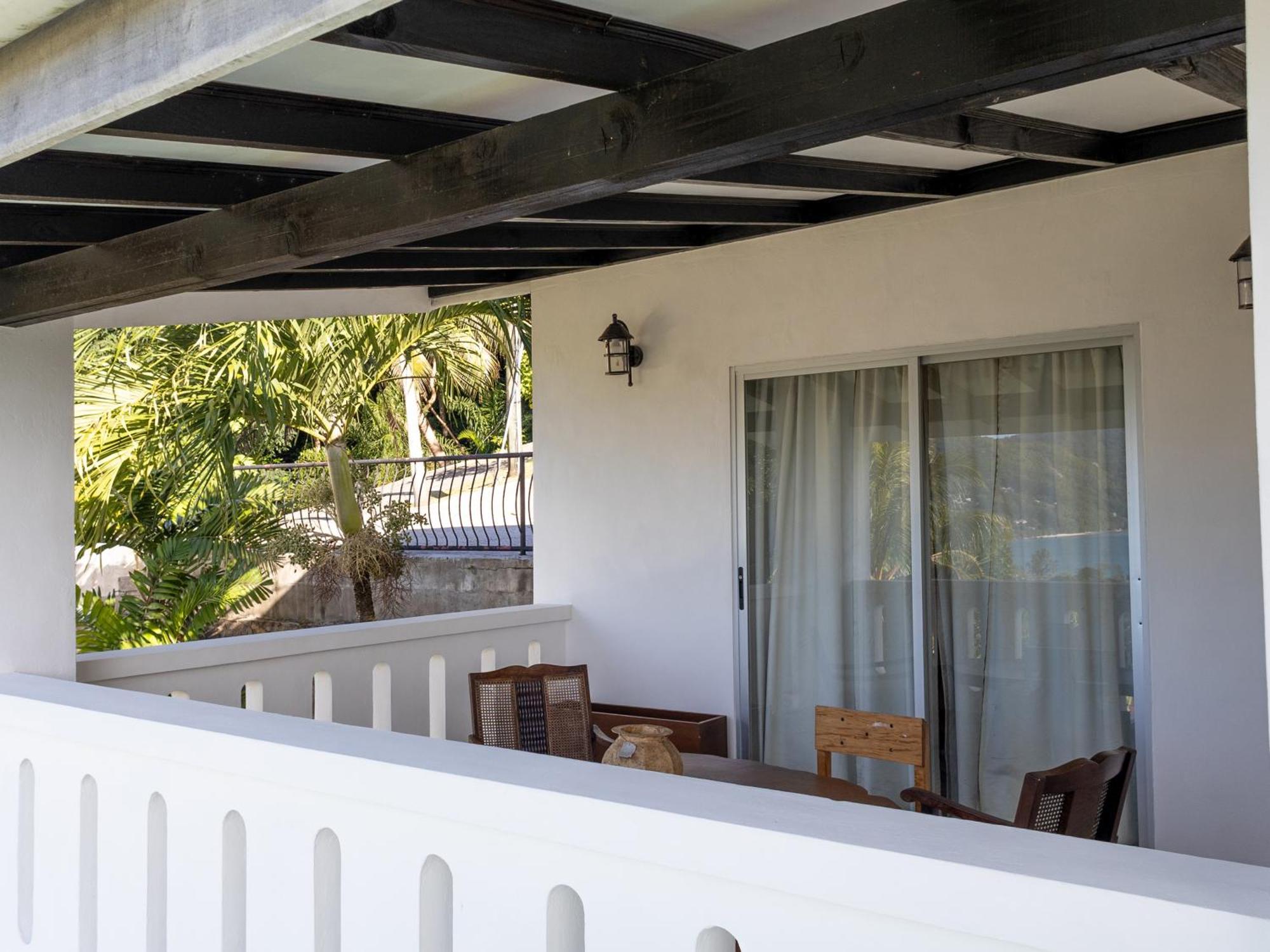 Bottle Palm Villa Victoria Exterior foto